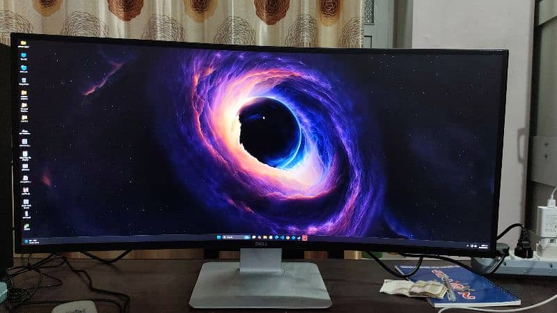Dell IPS Monitor 0