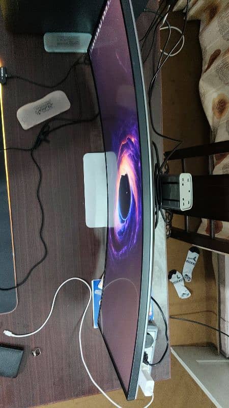 Dell IPS Monitor 2