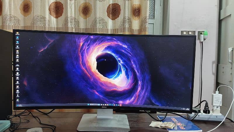 Dell IPS Monitor 6
