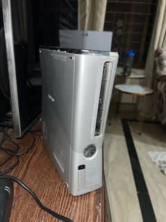 Xbox 360 Limited Slim Halo Edition(very rare) 250 GB Jailbreak J-tag