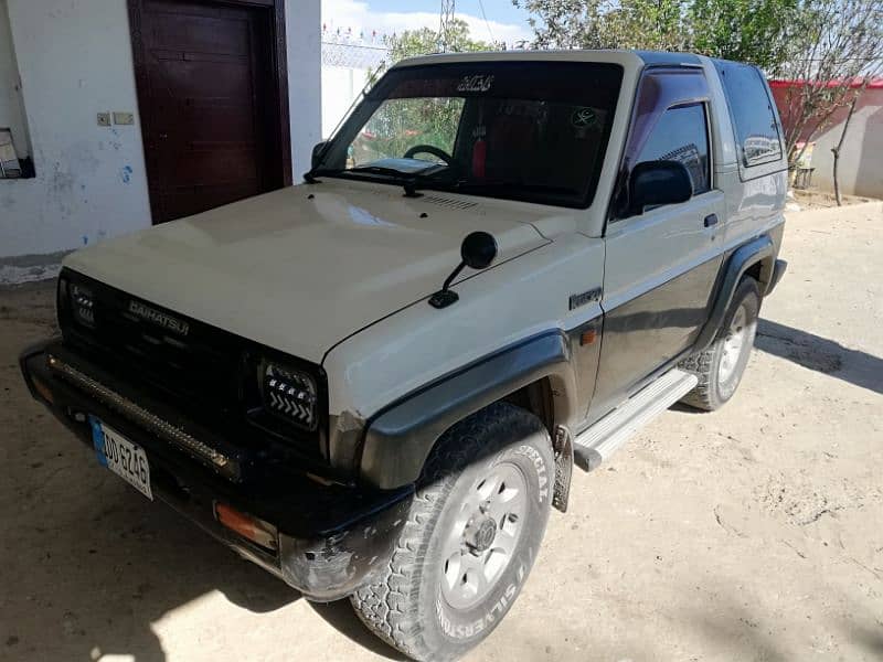 Daihatsu Rocky 1990 2