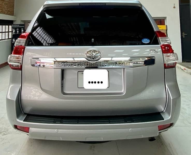 Toyota Prado 2013 6