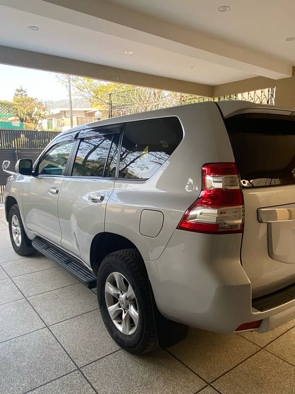 Toyota Prado 2013 16