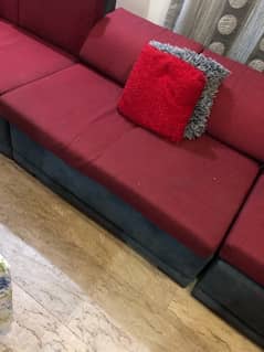 urgent selling 8 seater sofa set