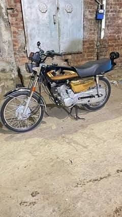 Honda CG 125 Gold self start special edition