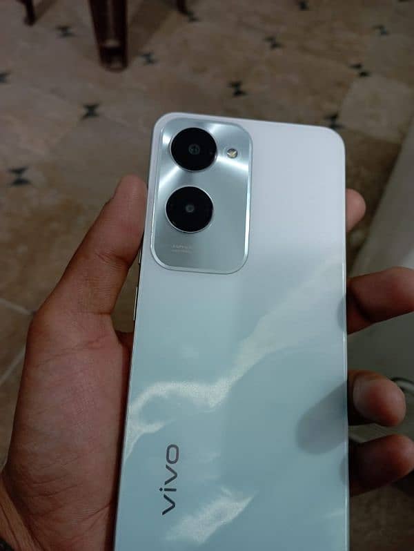 vivo y18 2