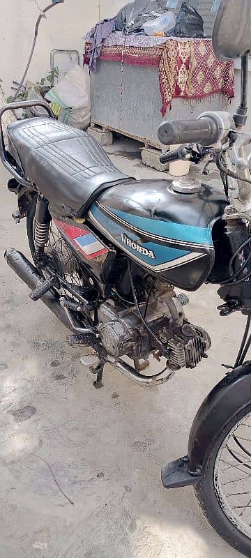 Honda cd70 2