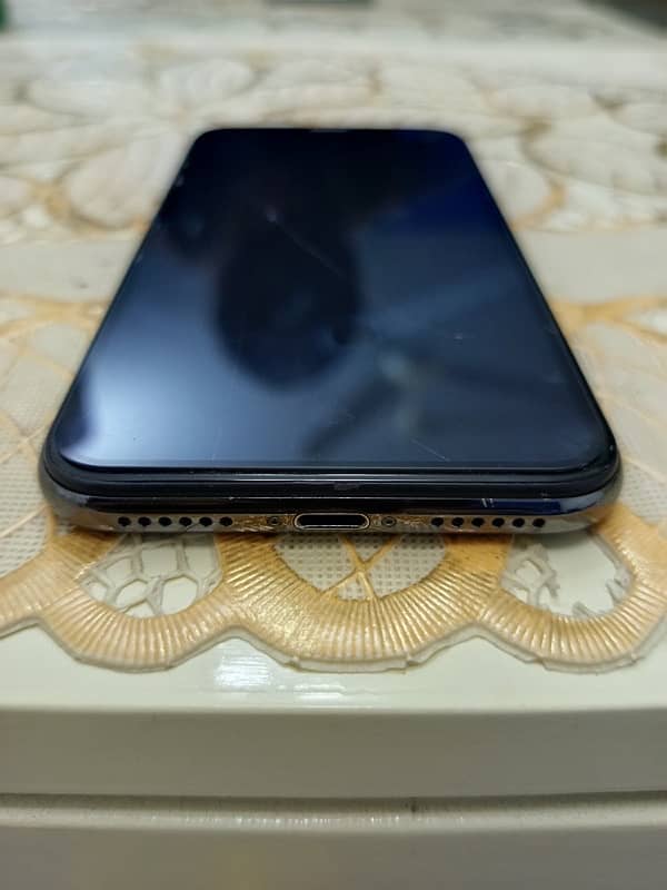 IPHONE X 64 GB 3