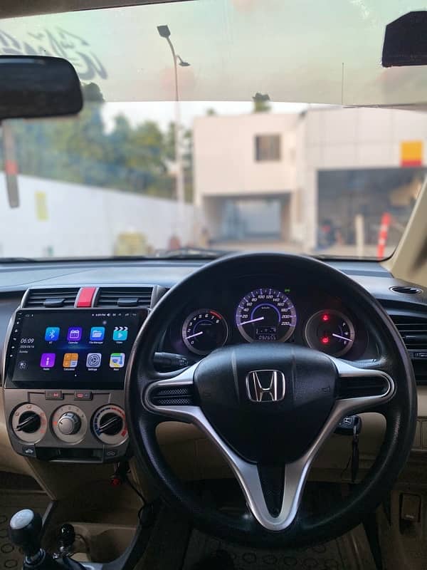 Honda City 8