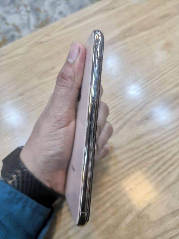 iphone xs non 256 4