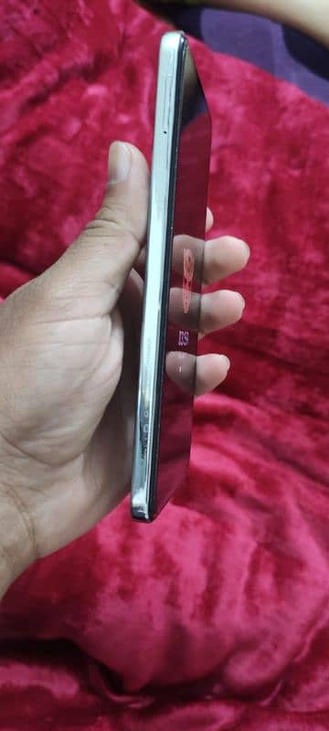 Tecno spark 30 pro 4