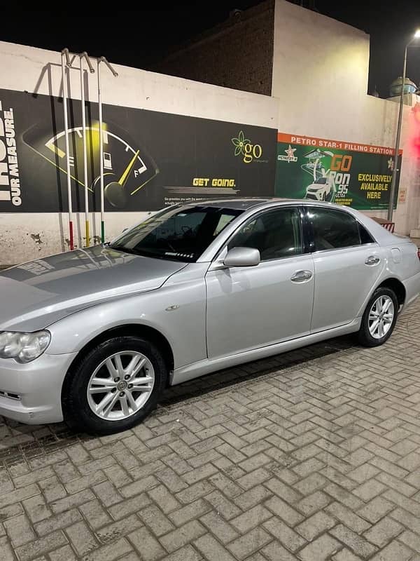 Toyota Mark X 2005 3