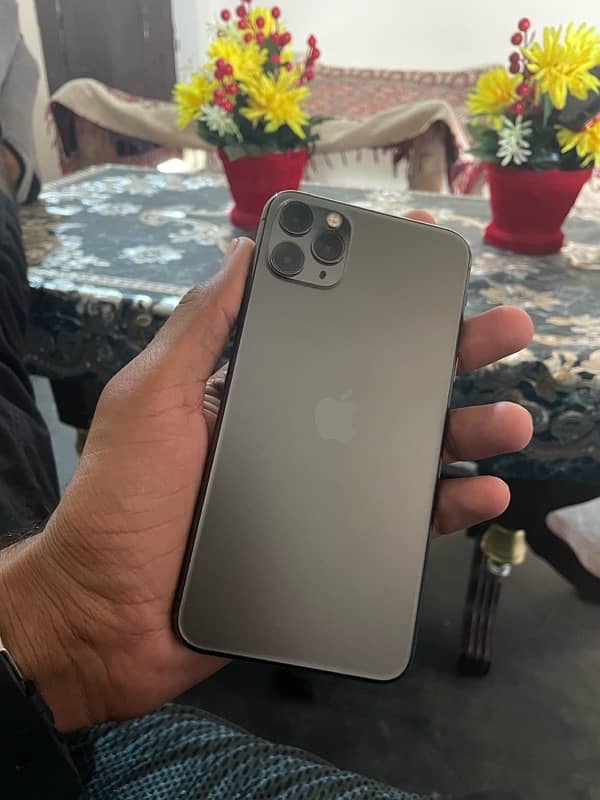 IPhone 11 pro max 0