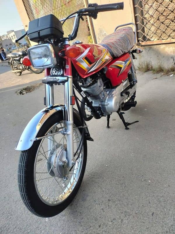 honda 125 2025 7