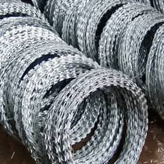 Razor Wire Barbed Wire Chain Link Fence Security Welded Mesh Jali Wire