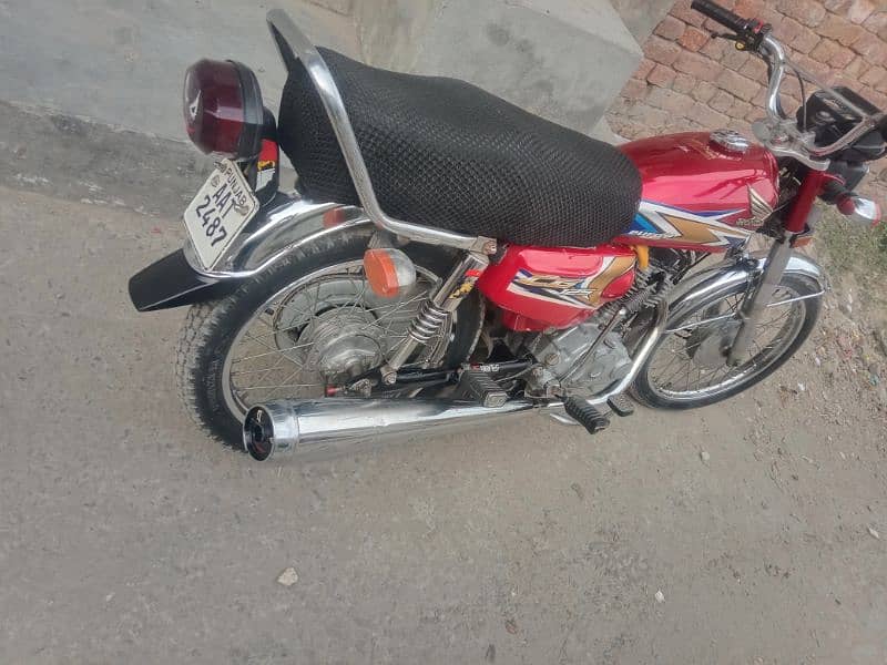 Honda 125 bike 2