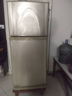 DAWLANCE Fridge For Sale (Urgent)