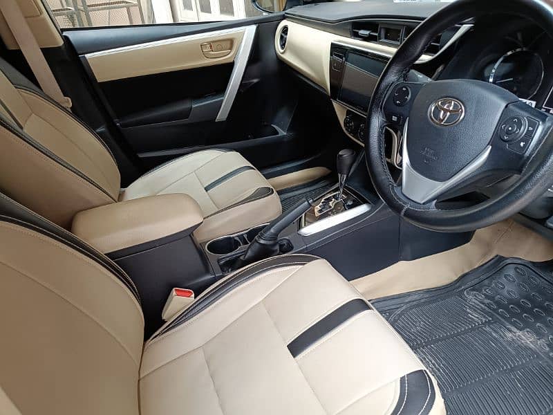 Toyota Corolla Altis 2024 4