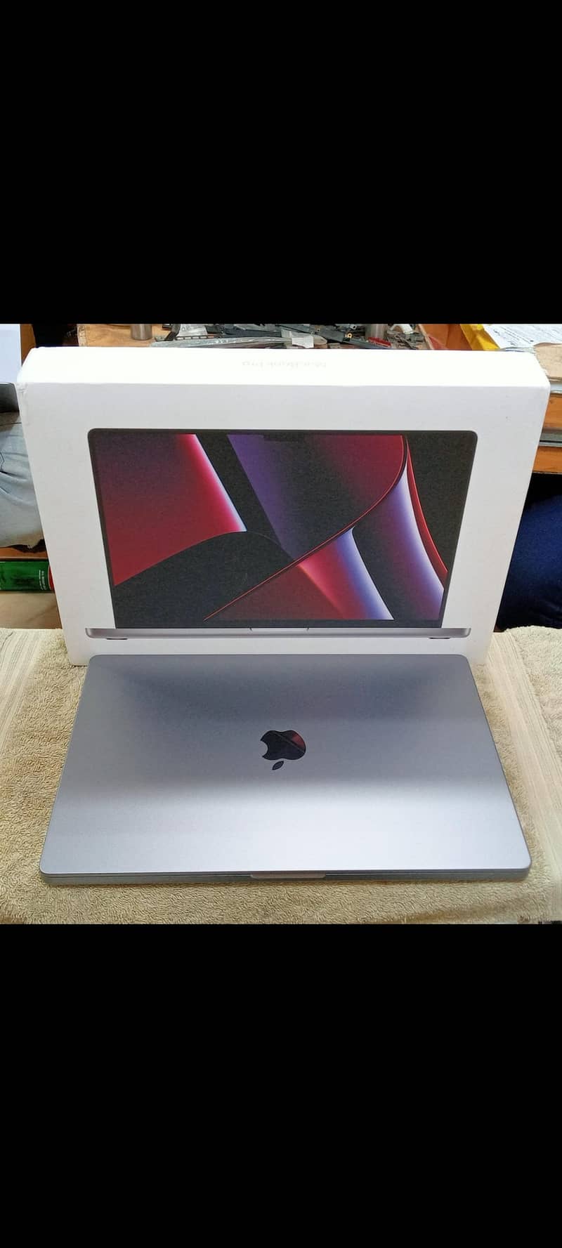 MacBook Pro & Air M1, M2 & M3 1