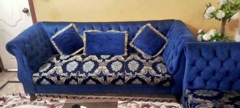 7 seater sofa set like a new condition only few months used 1