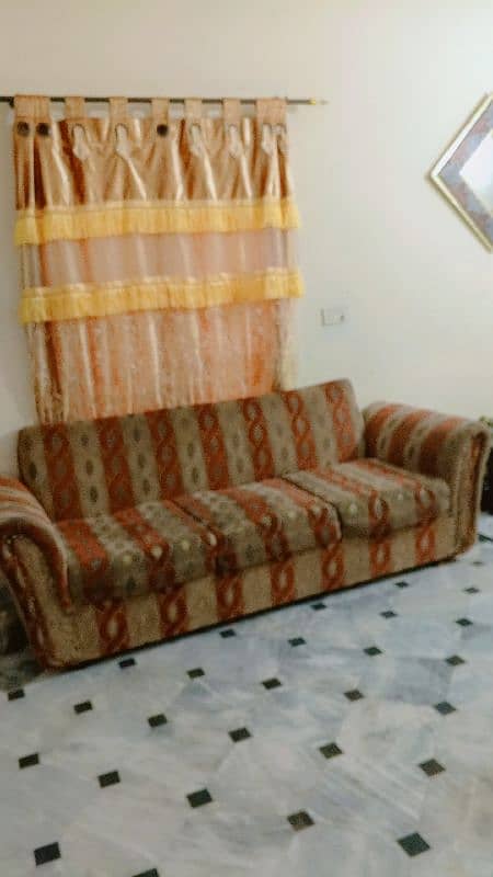 Urgent Sail  My 6 Seater Sofa Set in Good Condition 0