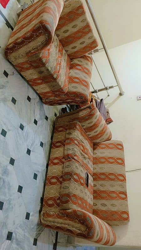 Urgent Sail  My 6 Seater Sofa Set in Good Condition 2