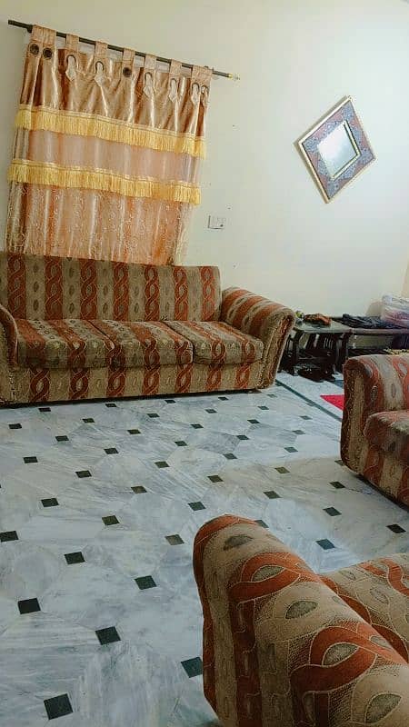 Urgent Sail  My 6 Seater Sofa Set in Good Condition 6