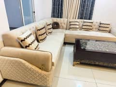 Elegant 7 seater sofa set 2 months used