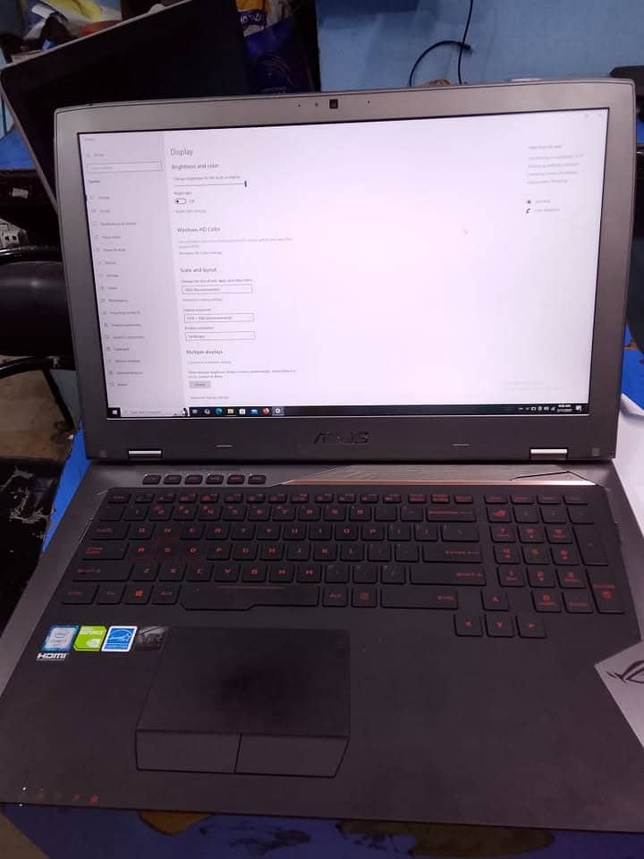 Asus | i7-6820HK | GTX 1080 8GB | 120HZ  Screen | 16GB RAM-512GB SSD 1