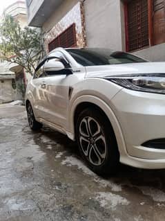 Honda Vezel Z package 2015 Model/2015 Registe