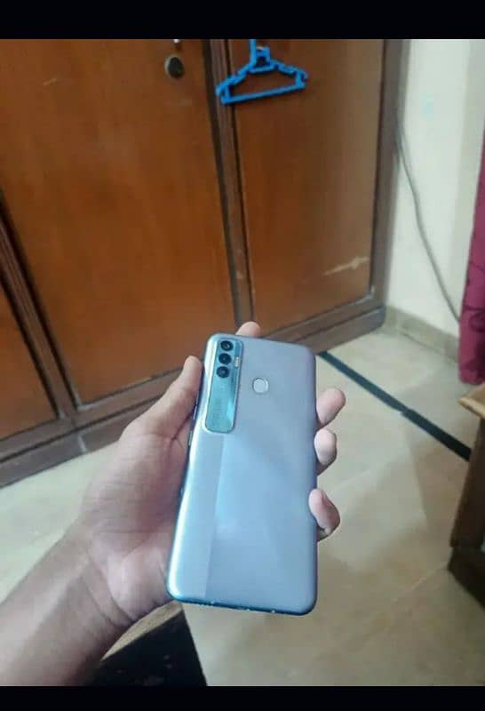 Techno spark 7 pro 5