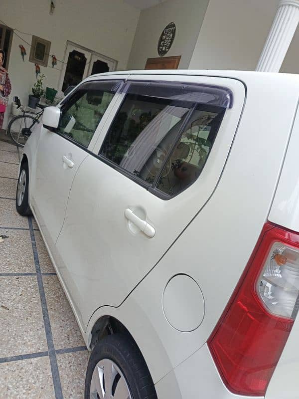 Suzuki Wagon R 2015 6