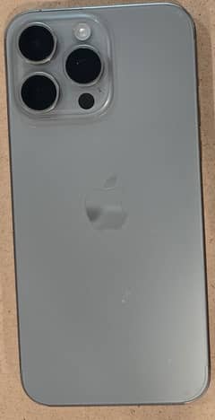 i want to sell i phone 15 pro max 256 GB scratchless Natural Titanium