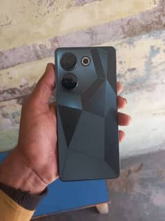 camon 20 minor shade with original charger no box no open no rper