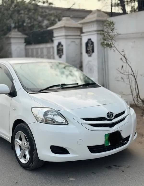 Toyota Belta 2006/2010 1