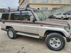 Toyota Land Cruiser Prado 5 door jeep