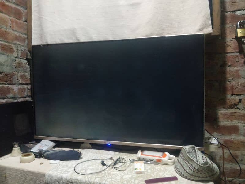 Samsung LED43 inch 0