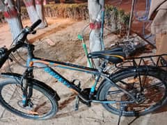 condton 10 b 10  ziyada use  m ni frnt back gear and disc break all ok