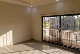 A Perfect House Awaits You In Askari 11 - Sector B Lahore