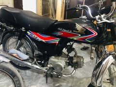 Honda CD 70 Black color main hai