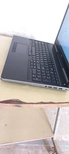 Dell Precision 7510 Workstation Laptop