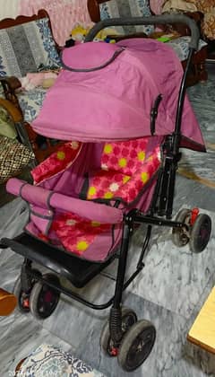 Pram Baby Metal Pram 10/10 Condition