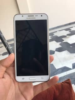 Samsung galaxy j7 with full box