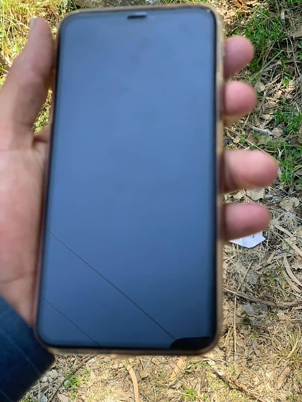 i phone 11 pro max 256 gb jv memory condation 10/10 2