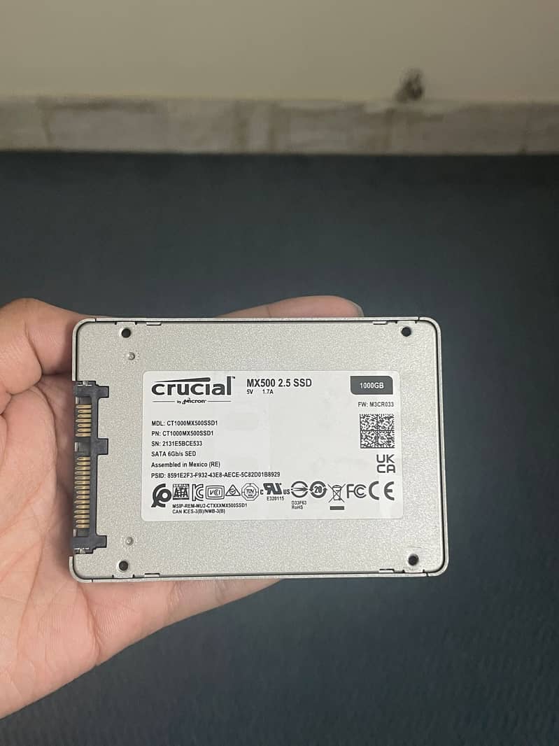 Crucial MX 500 1 TB SATA SSD 2