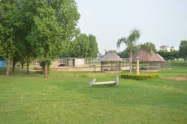 20 Marla Most Beautiful Prime location plot with possession for Sale in Block R