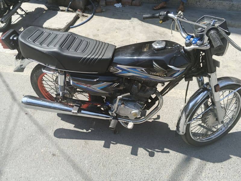 Honda 125 2018 modal 1