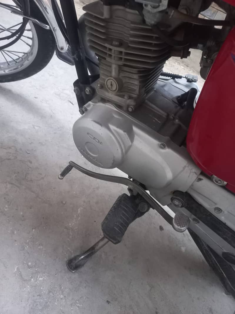 Honda CG 125 2017 3