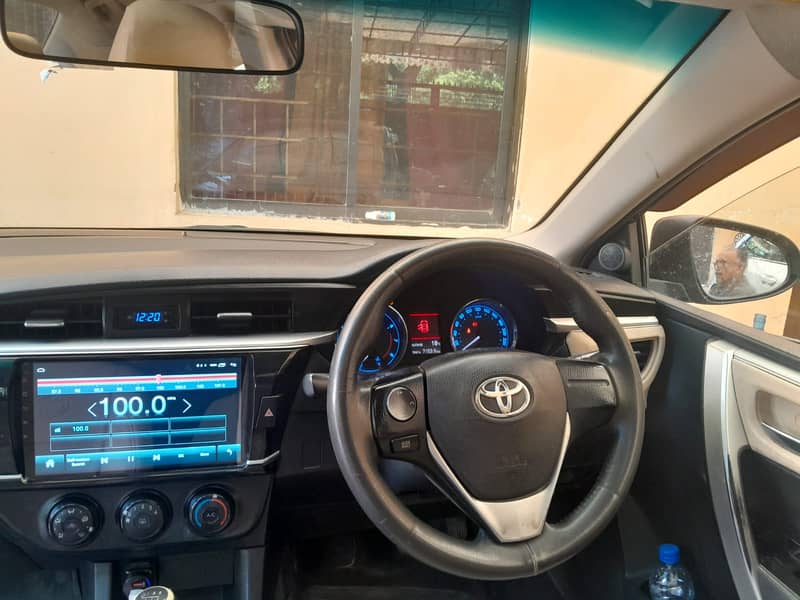 Toyota Corolla Altis Grande 2014 (New Shape) 3
