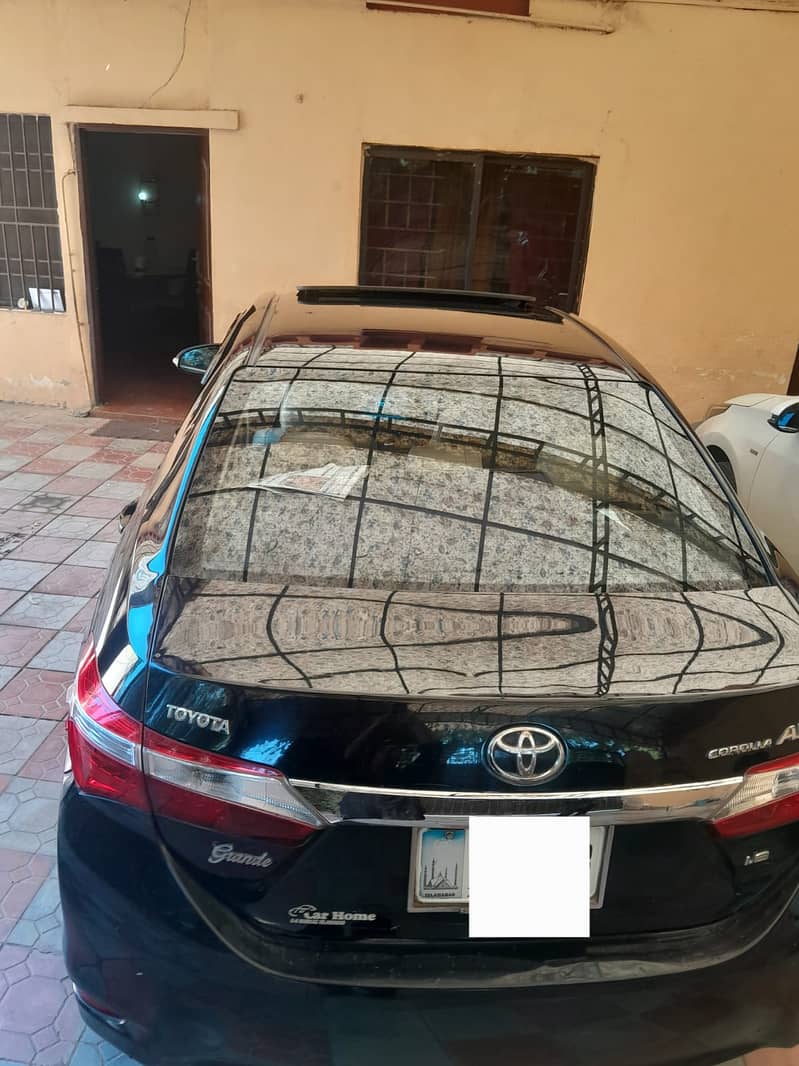 Toyota Corolla Altis Grande 2014 (New Shape) 5